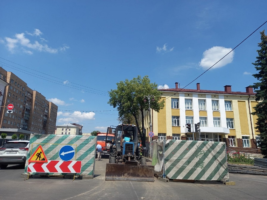 Ремонт теплосетей по улице Ленина в Курске планируют завершить на следующей неделе