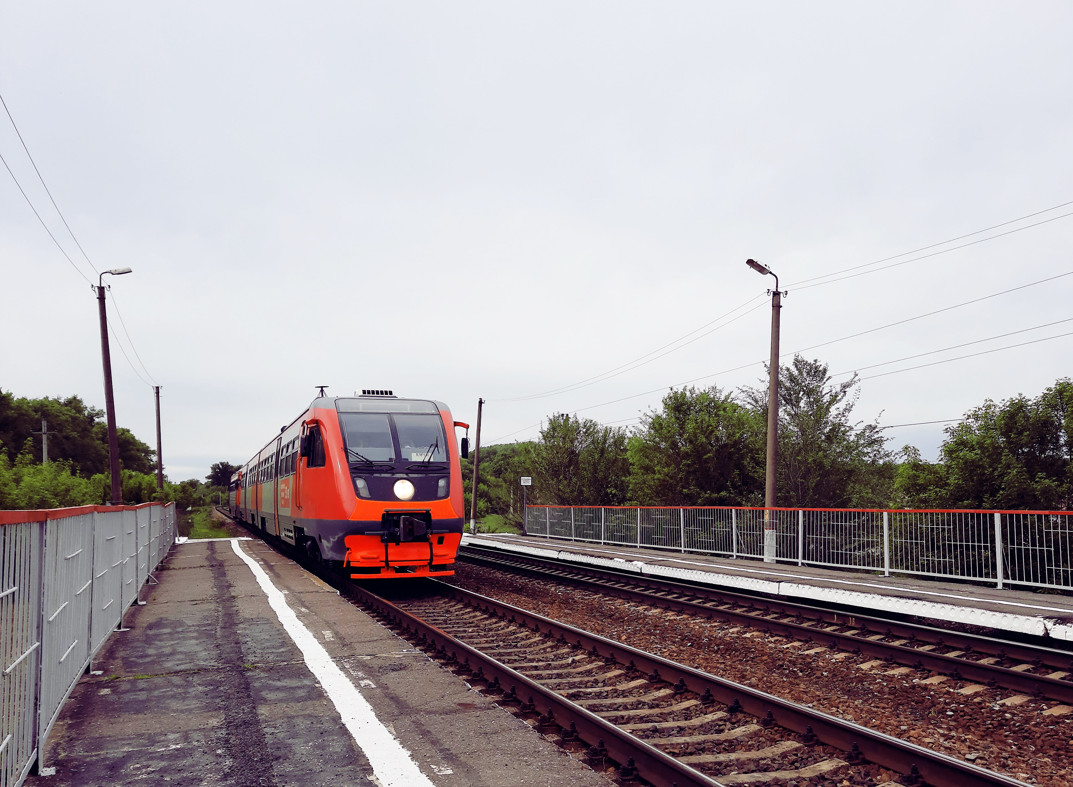 В Курской области усилят профилактическую работу на железнодорожных переездах