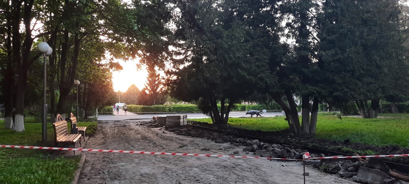 В Курске началась реконструкция сквера имени Рокоссовского