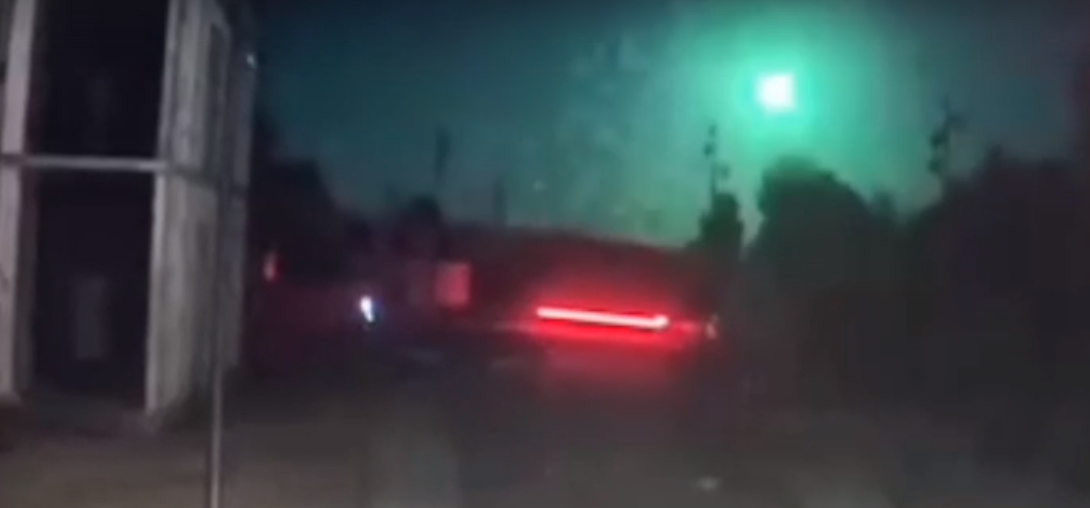 Жители Курской области ночью наблюдали яркий метеор