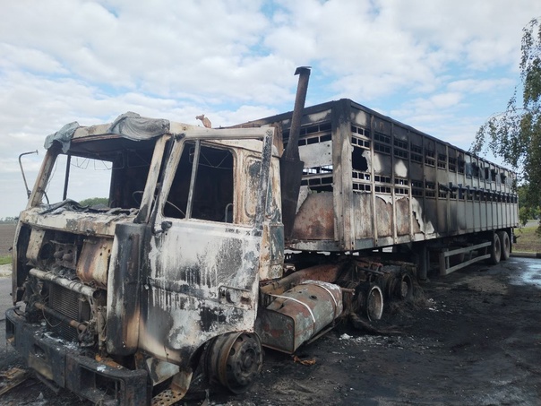 В Курской области из-за атаки ВСУ сгорел грузовой автомобиль