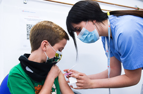 В России начинаются испытания вакцины для детей от 6 лет