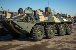 Куряне отремонтировали два военных БТР