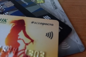 Курянин взял в кредит 400 тысяч рублей и отдал их мошенникам
