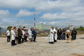 В Курске на стройплощадке будущей детской больницы прошёл молебен