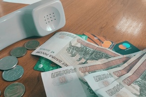 В Курске работники банка уберегли пенсионерку от потери крупной суммы