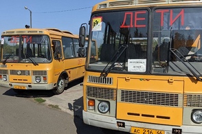 Курская область передала в ДНР школьные автобусы