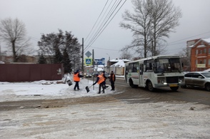 Курские коммунальщики вышли на расчистку снега