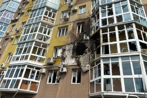 В соседнем регионе беспилотник врезался в жилой дом