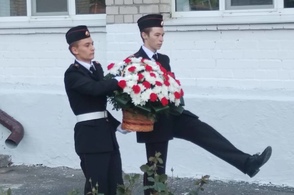 В Курске открыли мемориальную доску