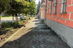 Губернатор Курской области показал кадры повреждений после ночной атаки