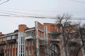 В Курске на улице Дзержинского ремонтируют объект культурного наследия