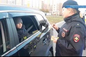 В Курске прошел рейд по проверке детских удерживающих устройств в автомобиле