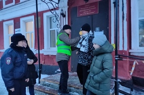 В Курской области Госавтоинспекторы призвали использовать световозвращающие элементы