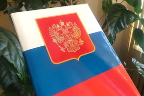 Курян с 23 февраля поздравил Михаил Мишустин