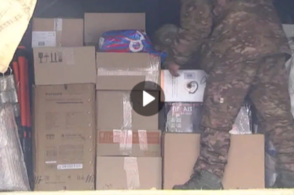 Курские волонтеры поздравили военных с Днём защитника Отечества