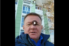 Обломки беспилотника серьезно повредили здание Курской поликлиники