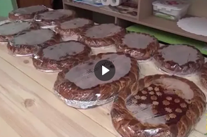 Курские полицейские подарили многодетным мамам пироги собственного приготовления