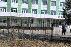 В Курске проводят осмотр территорий после падения обломков сбитого БПЛА