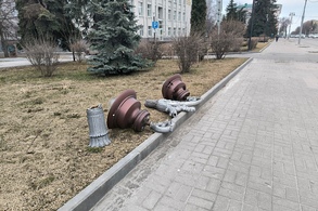 В Курске на Ленина устал уличный фонарь