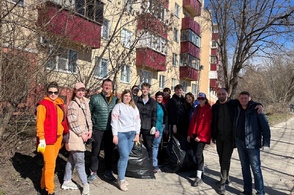 В Курске проходит массовый субботник
