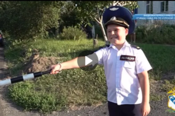 Курские стражи дорог исполнили мечту юного инспектора ДПС ко Дню ГАИ