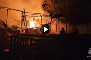 В Курске произошло возгорание на складе хранения пиломатериалов