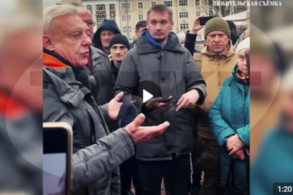 К курянам на митинге вышел актёр сериала &laquo;Менты&raquo; Александр Половцев