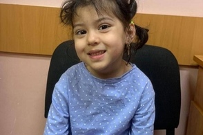 В Курске сотрудники полиции ищут родителей потерявшейся девочки