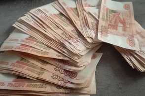В Курске сотрудница банка перевела мошенникам почти 1,5 млн рублей