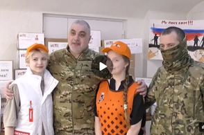 Курские студенты передали отряду добровольцев вкусные подарки ко Дню защитника Отечества