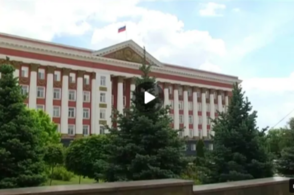 Курской мэрии указали на недочеты по благоустройству городских газонов