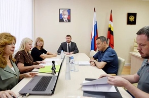 Александр Хинштейн подал документы на выборы губернатора Курской области