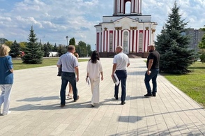 Курские чиновники проверили на дефекты парк "Патриот"