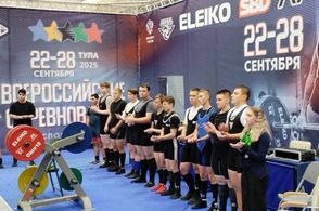 Курские спортсмены показали лучший результат во всероссийских соревнованиях по пауэрлифтингу