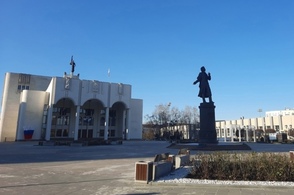 В Курске продолжается продажа билетов на спектакль "Ревизор" с Владимиром Машковым