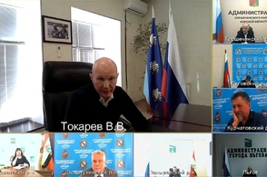 Курский политолог прокомментировал скандал со спикером Горсобрания Токаревым, развернувшийся в прямом эфире на заседании правительства региона
