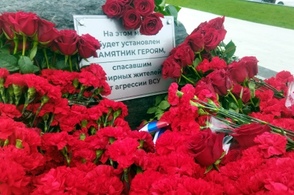 #однойстрокой В курском парке "Патриот" прошли торжества по случаю годовщины освобождения региона от ВСУ с участием официальных лиц и жителей области