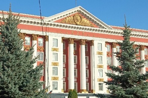 В Курской области в каждом муниципалитете создадут комиссии по этике и служебному поведению