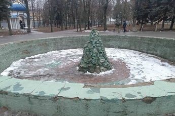 В Курске консервируют фонтаны на зиму