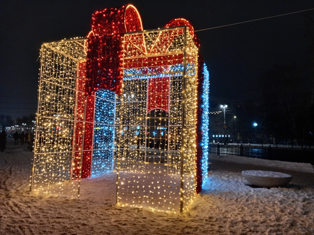 Курян приглашают на новогодние спектакли