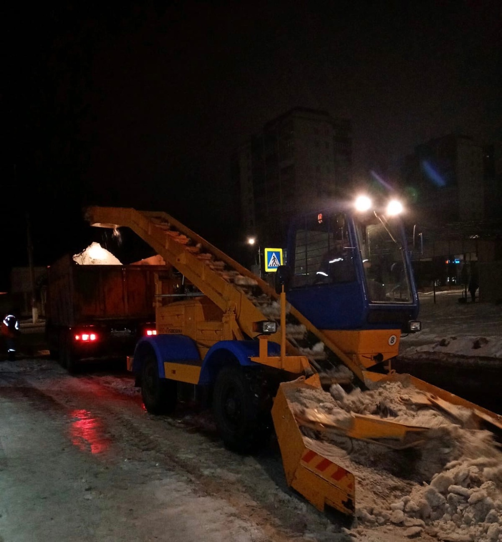 За сутки с улиц Курска вывезли свыше 1000 тонн снега