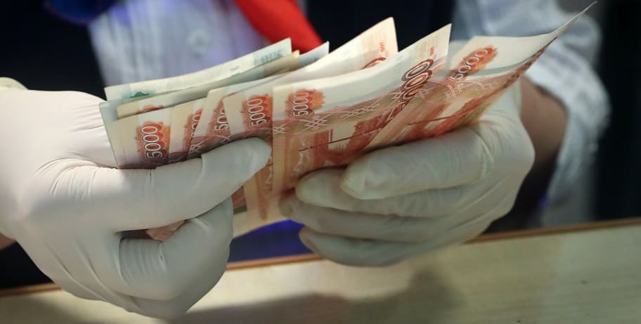 Куряне рассказали, удаётся ли им откладывать деньги