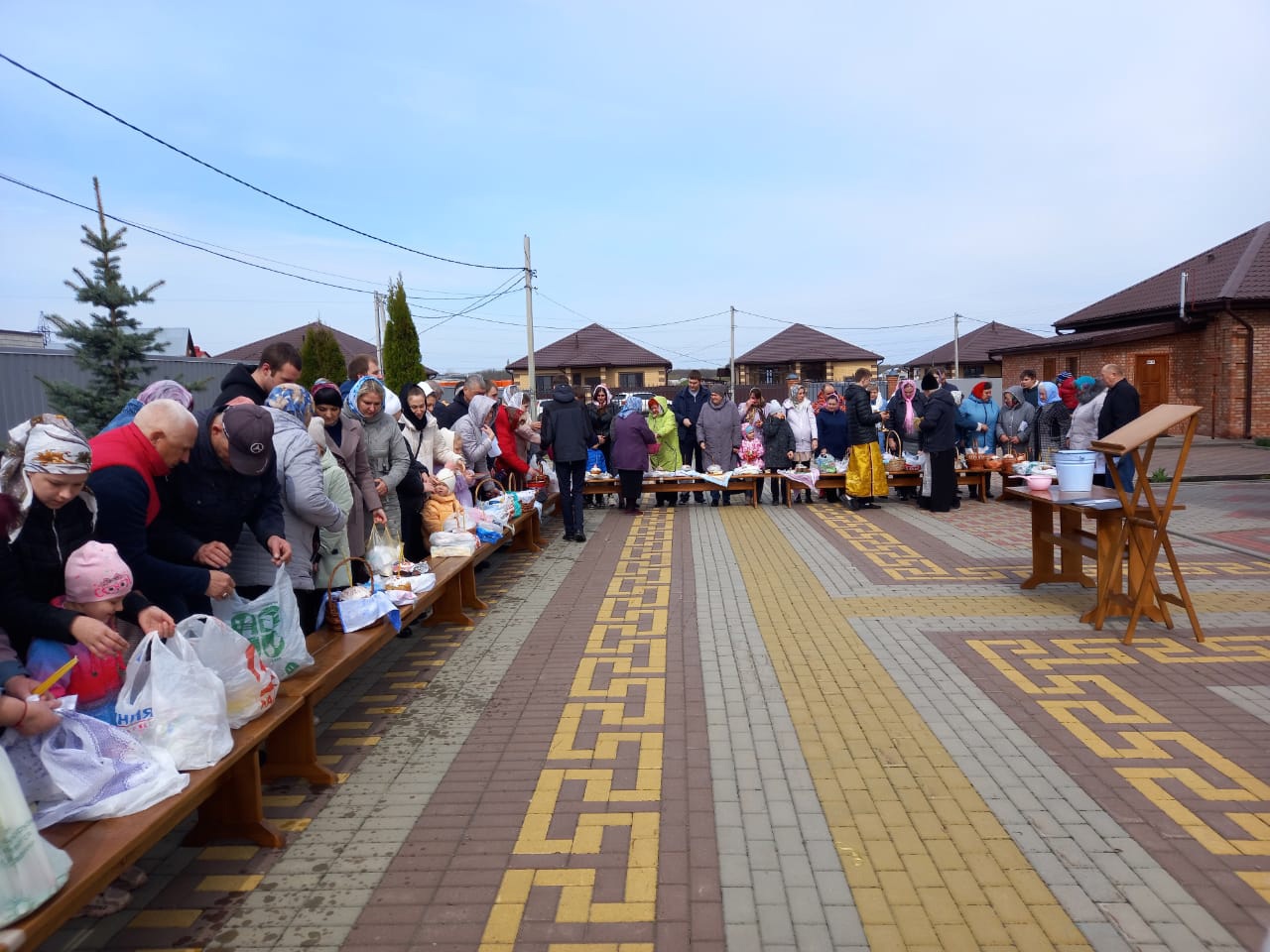 15 апреля в курских храмах освящают куличи | 15.04.2023 | Курск - БезФормата