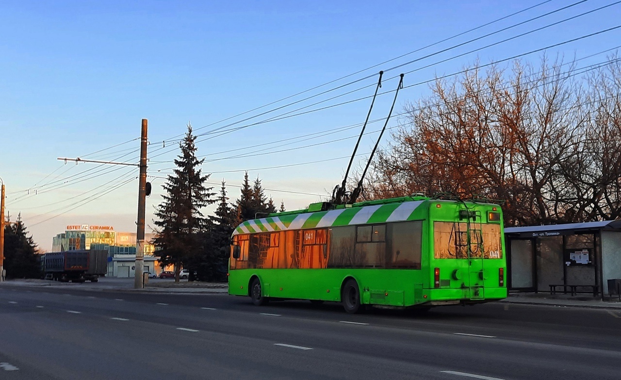 В Курске обещают убрать полосу для общественного транспорта на Перекальского