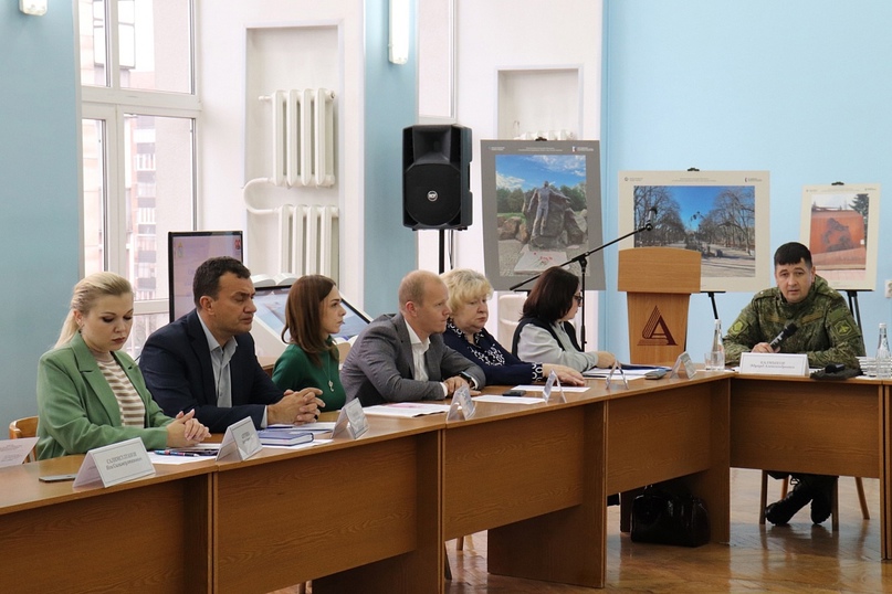 В Курске состоялось заседание Совета по межнациональным и межконфессиональным отношениям