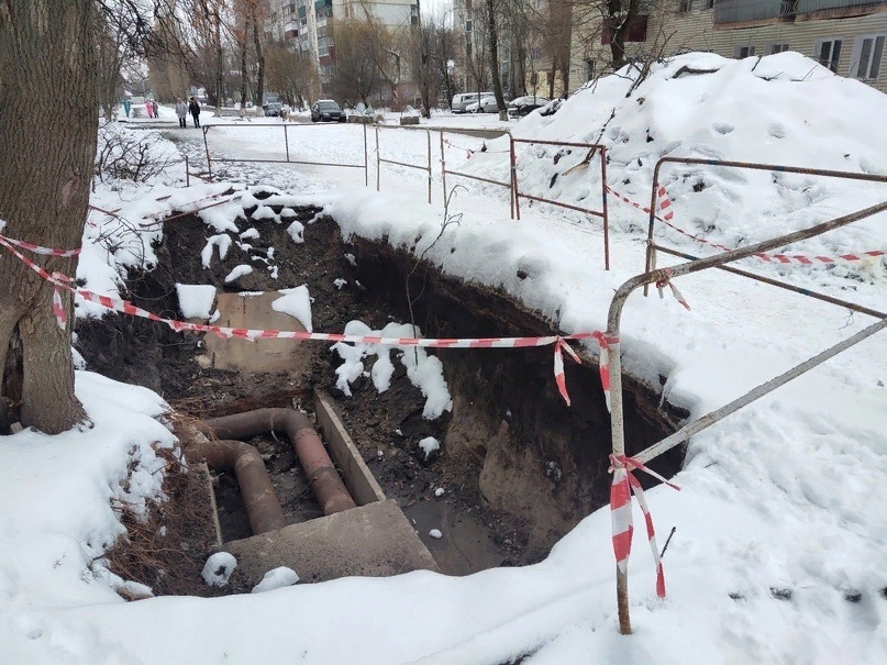 В Курске обнаружено повреждение сети на ул. Комарова
