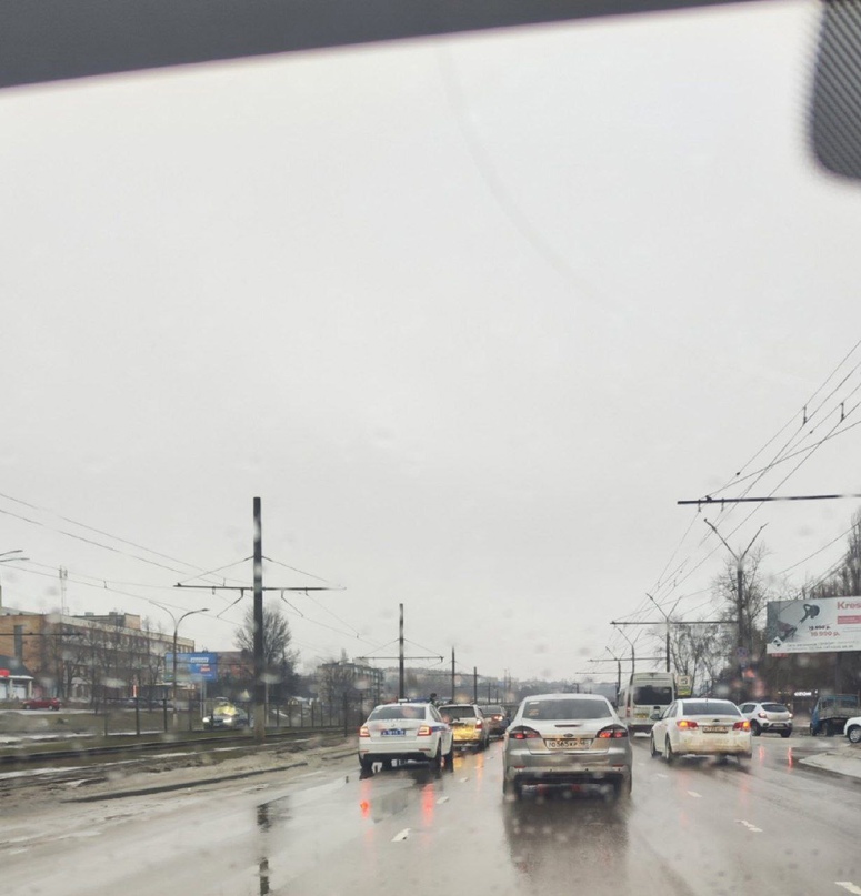 В Курске из-за пробки задерживаются несколько маршрутов общественного транспорта