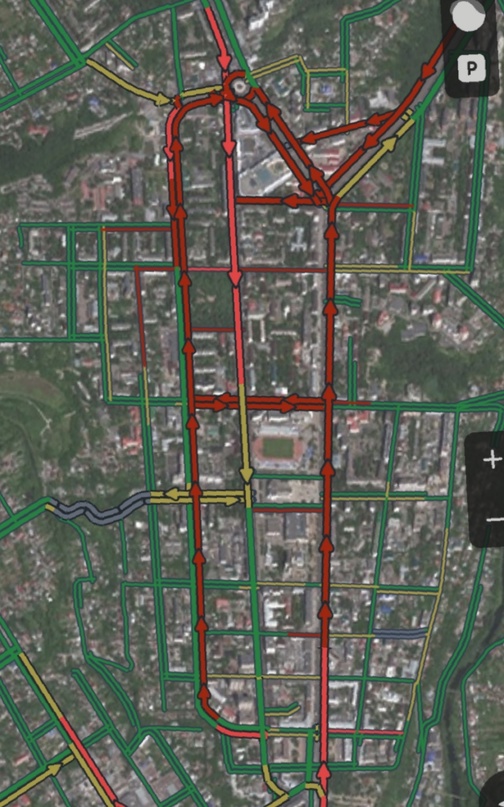 В Курске из-за ДТП парализовано движение в центре