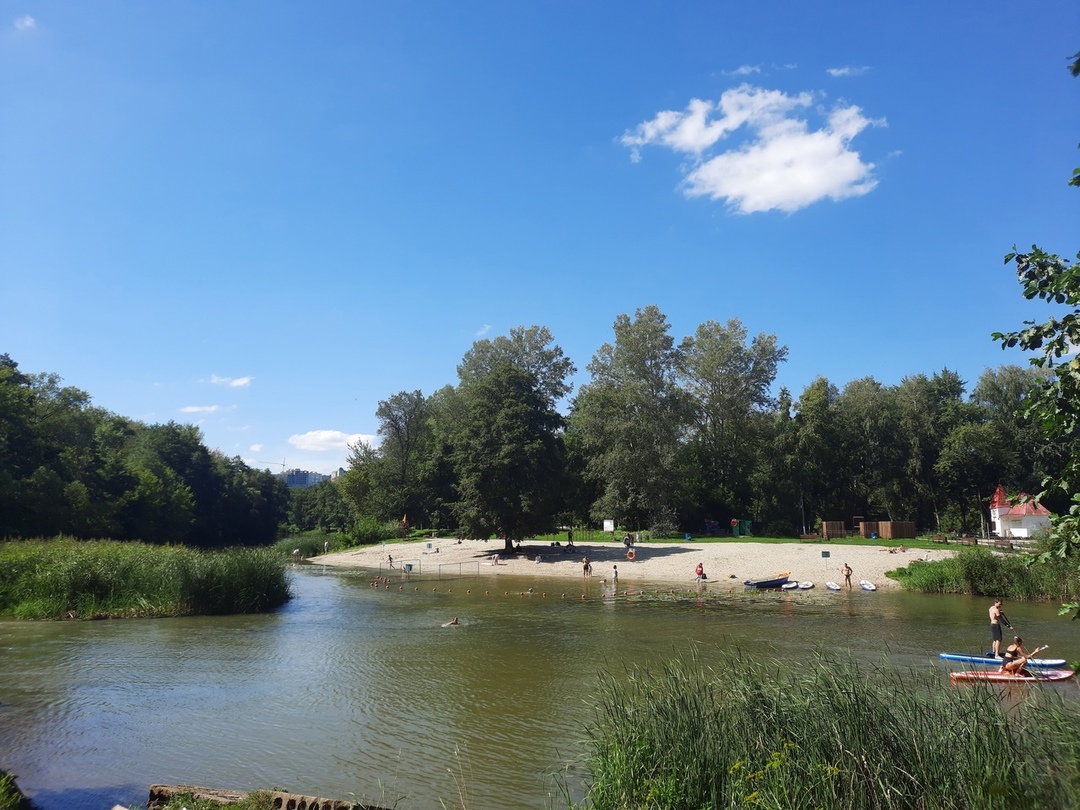 Куряне отдыхают на пляжах 